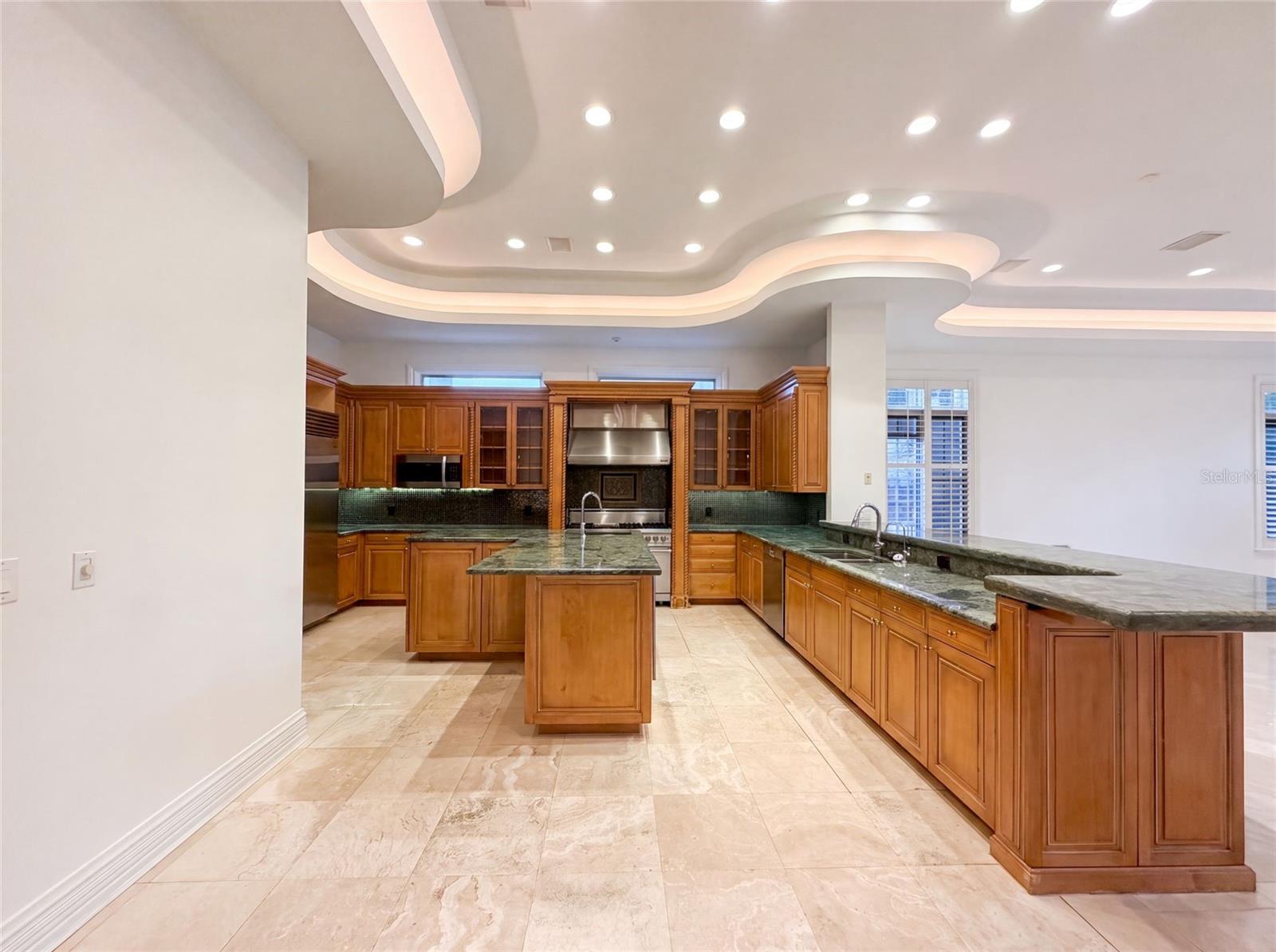 3rd image of 4407 W Dale Ave, Tampa, FL 33609 | MLS# O6430213