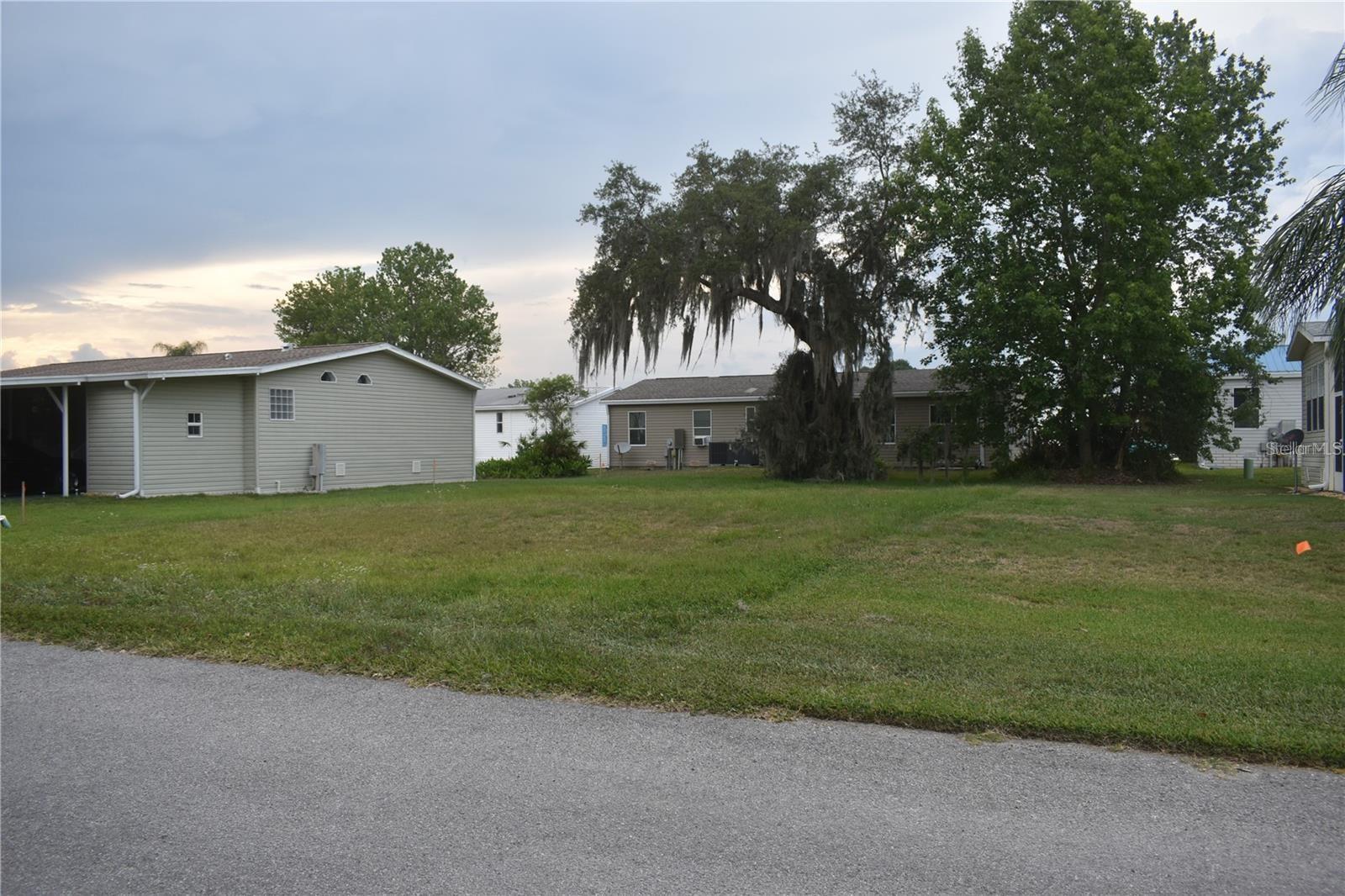 3rd image of Lot 45 Blk C Lexington- Cir, Wildwood, FL 34785 | MLS# G5115965