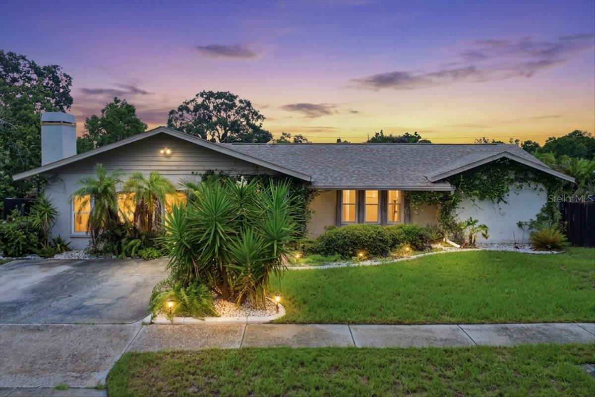 2nd image of 1221 E Lime St, Tarpon Springs, FL 34689 | MLS# TB8535324