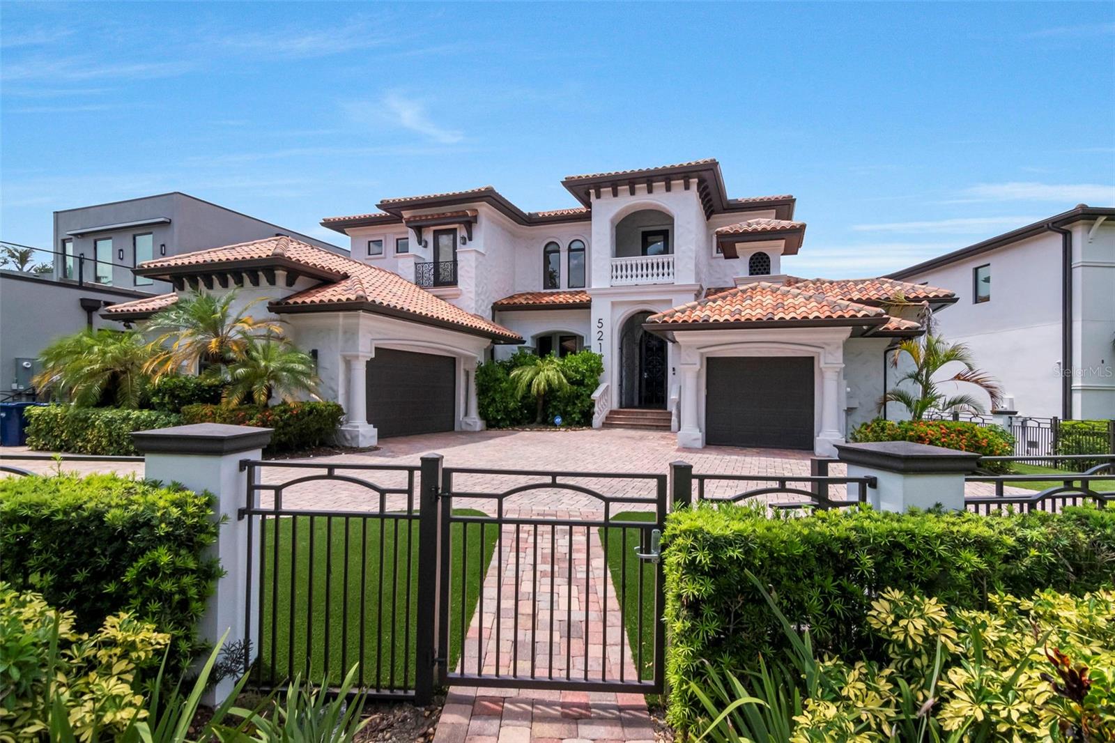 2nd image of 5211 W Neptune Wy, Tampa, FL 33609 | MLS# TB8535350