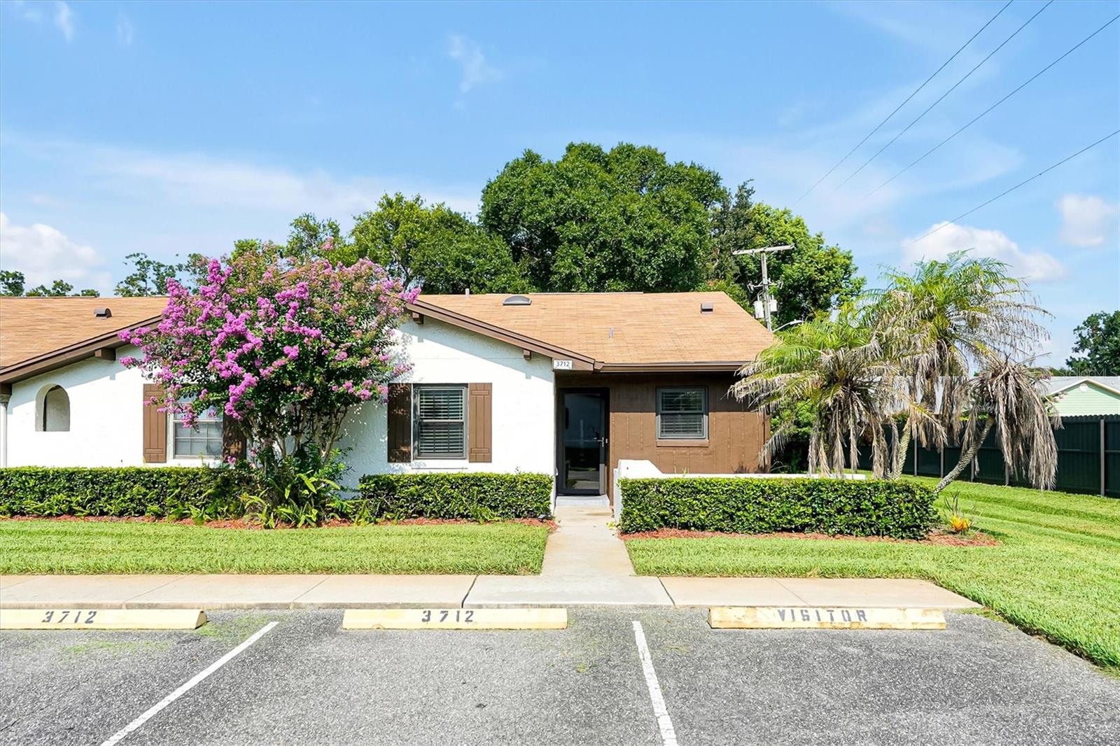 1st image of 3712 Bay Ct, Saint Cloud, FL 34769 | MLS# S5154904