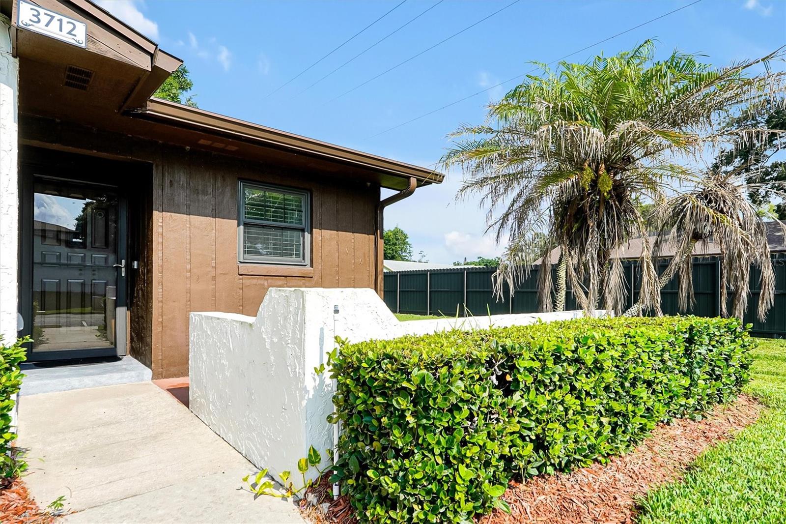 3rd image of 3712 Bay Ct, Saint Cloud, FL 34769 | MLS# S5154904