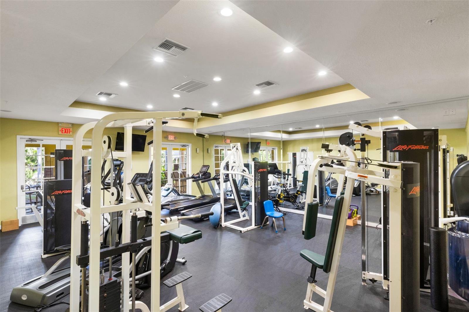 2nd image of 5601 Bentgrass Dr, SARASOTA, FL 34235