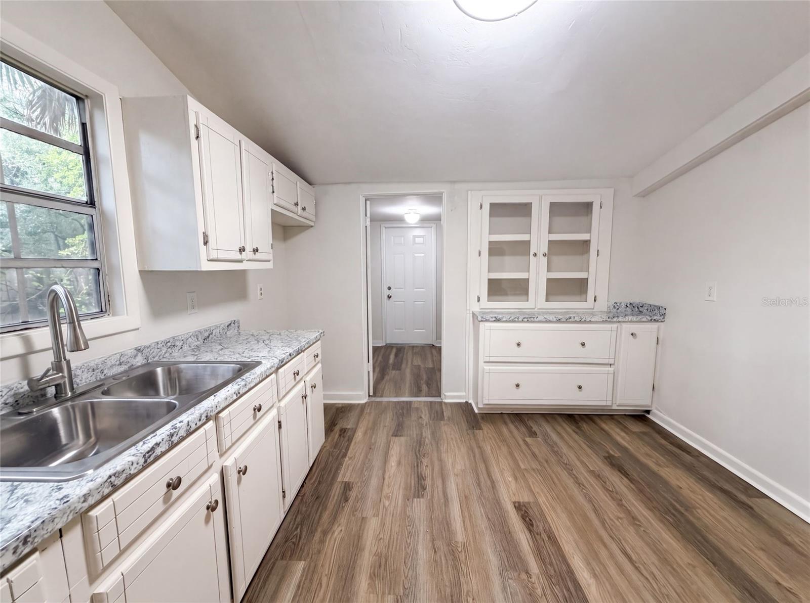 5th image of 1034 Ne 31St Ave, Gainesville, FL 32609 | MLS# O6430344