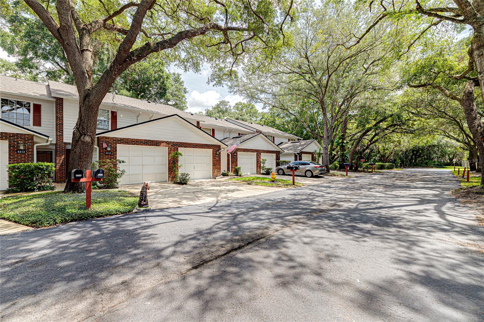 3rd image of 5210 Lazy Oaks Dr, WINTER PARK, FL 32792