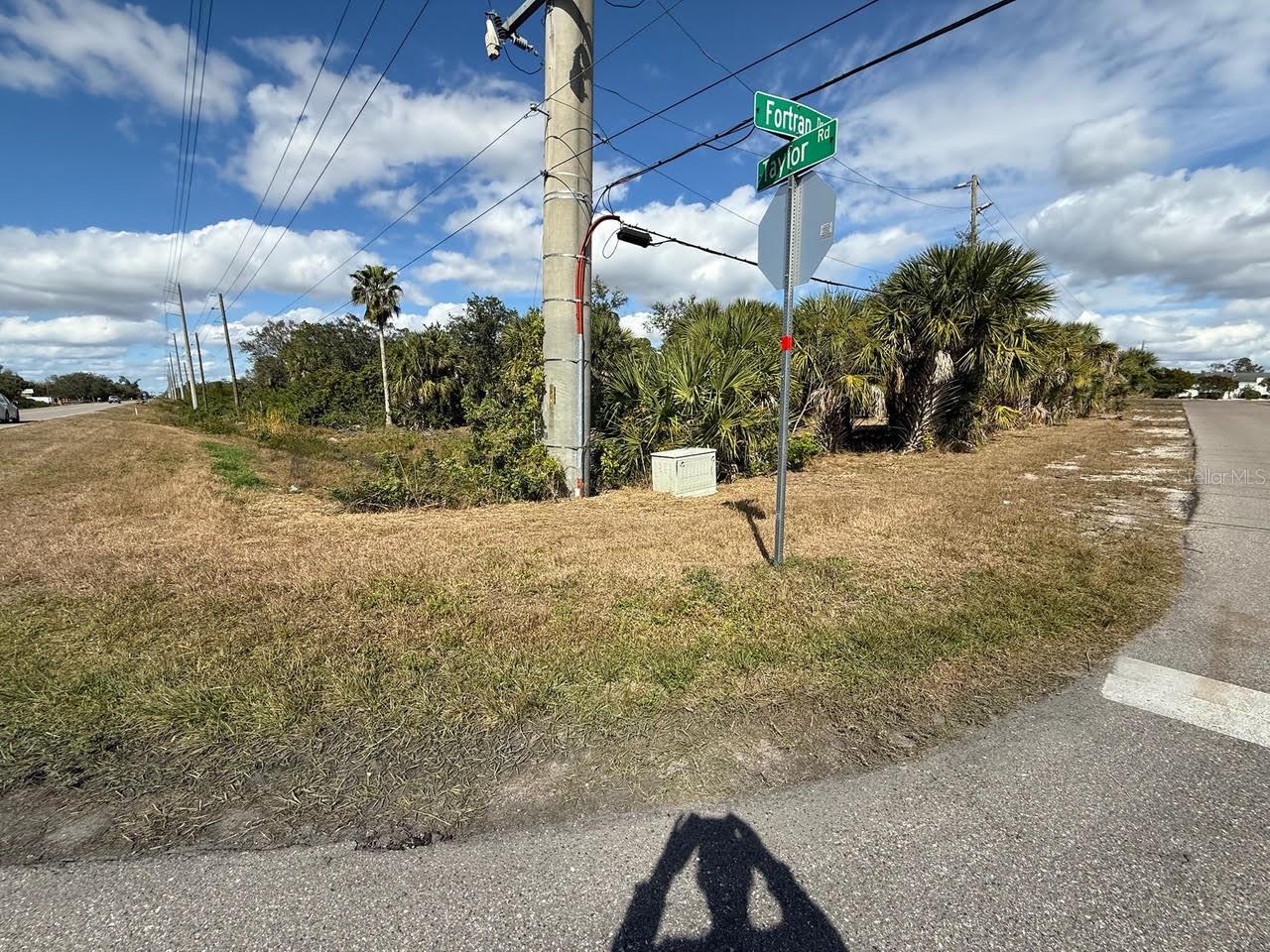 4th image of 25360 Fortran Dr, Punta Gorda, FL 33950 | MLS# C7529163