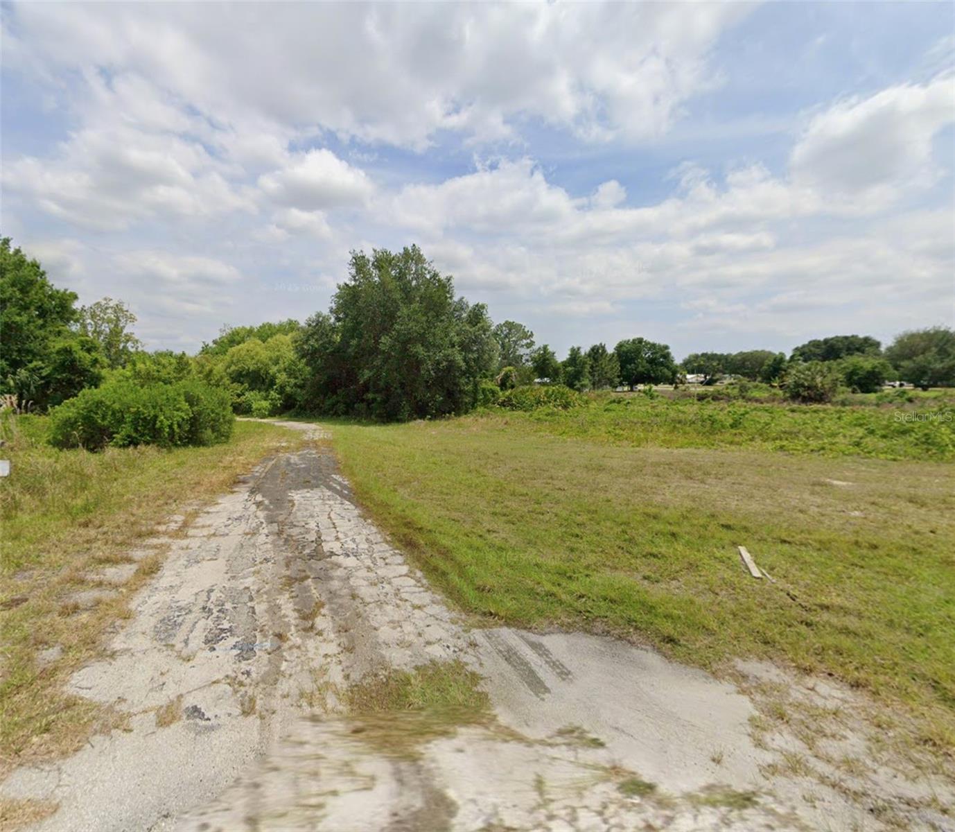2nd image of 390 Sheppard Rd Nw, Lake Placid, FL 33852 | MLS# A4701984