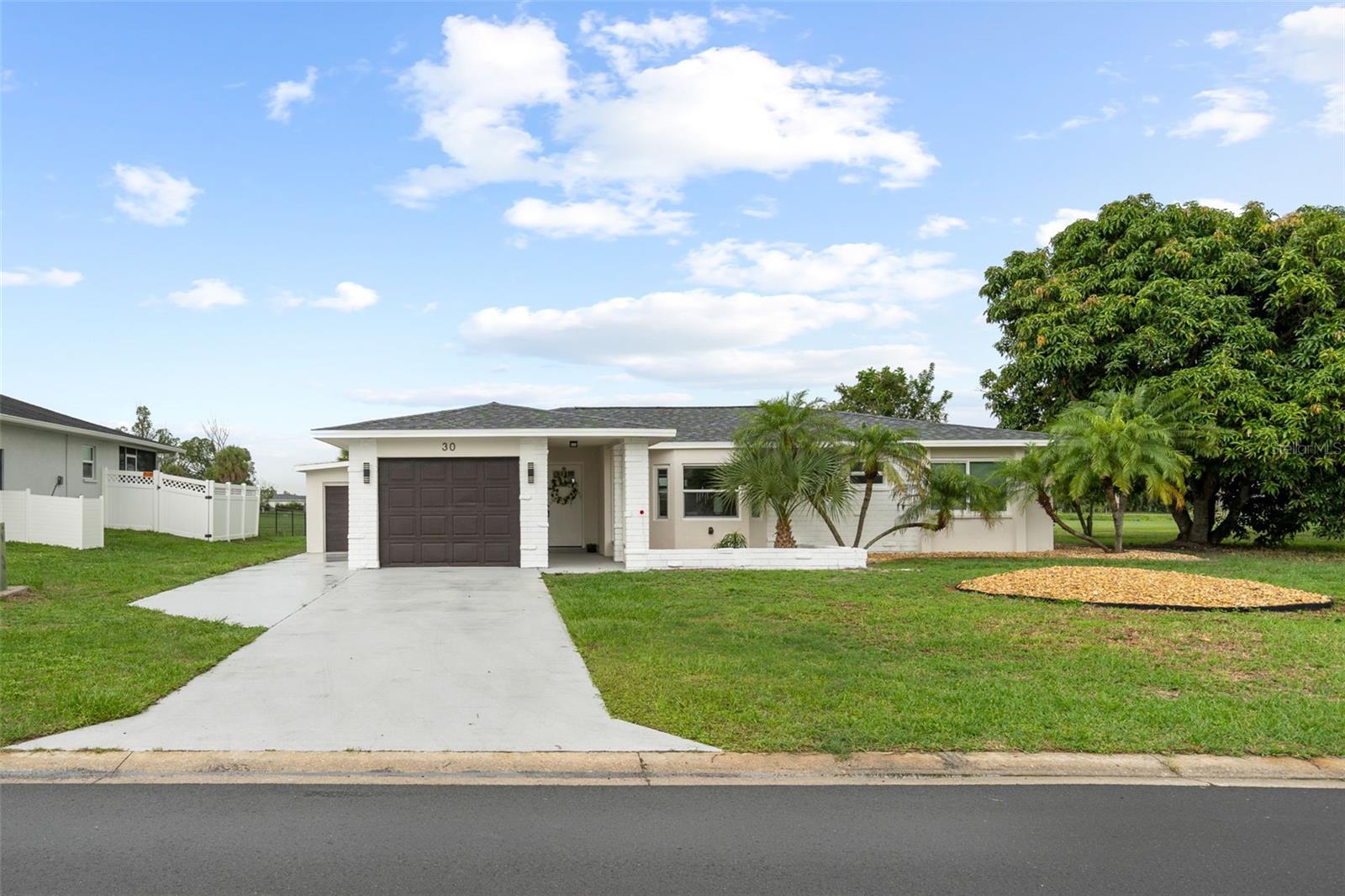 1st image of 30 Oakland Hills Ct, Rotonda West, FL 33947 | MLS# C7529169