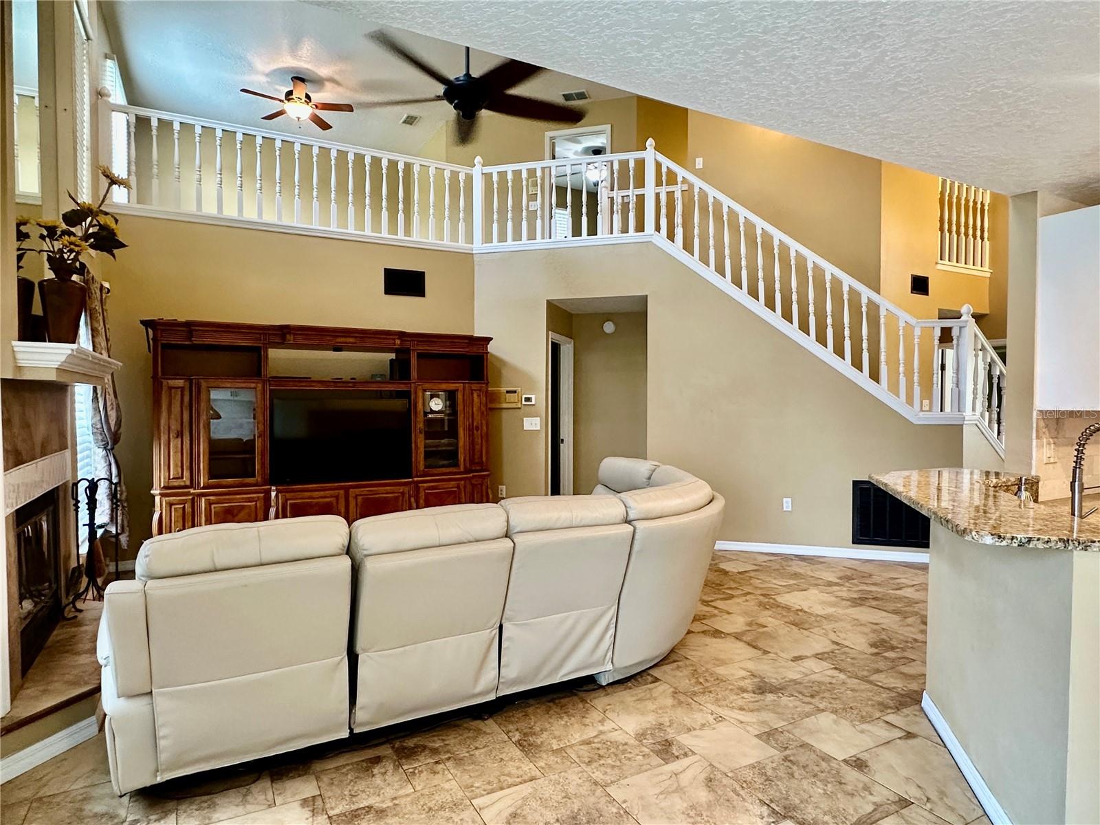 3rd image of 4519 Ashford Dr, Winter Haven, FL 33880 | MLS# L4964004