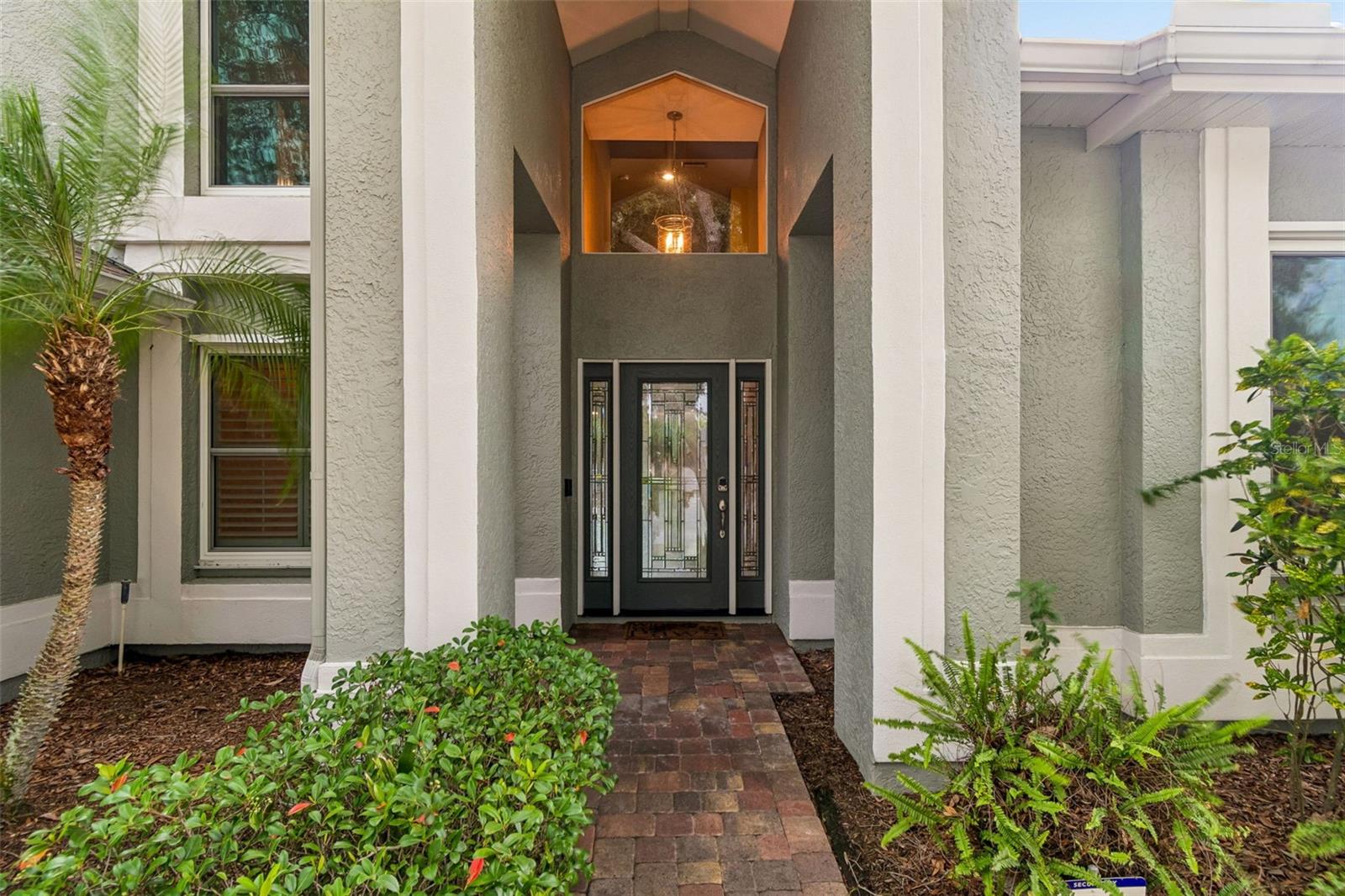 2nd image of 1128 Mainsail Dr, Tarpon Springs, FL 34689 | MLS# TB8535581