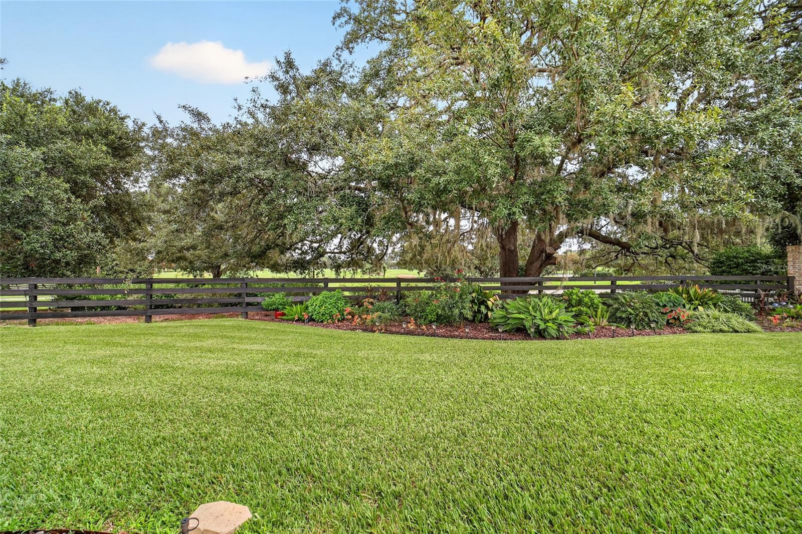 5th image of 8293 Se 176Th Lawson Loop, The Villages, FL 32162 | MLS# G5116023