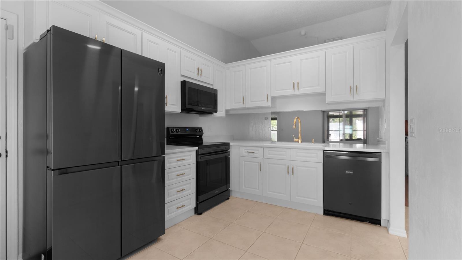 5th image of 3744 Gatewood Dr, Port Orange, FL 32129 | MLS# O6430521