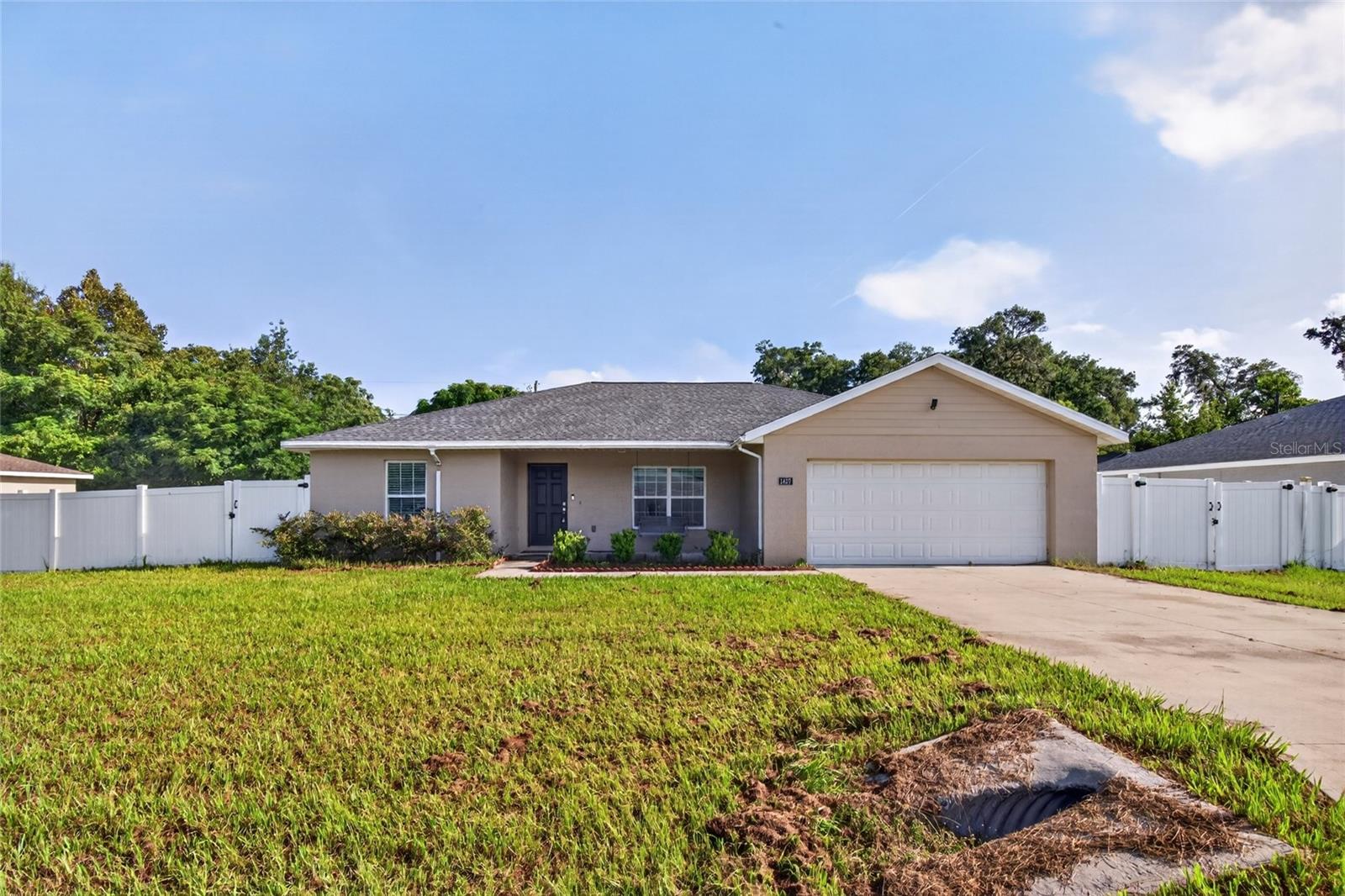 2nd image of 1437 Ne 161st Pl, Citra, FL 32113 | MLS# O6430554