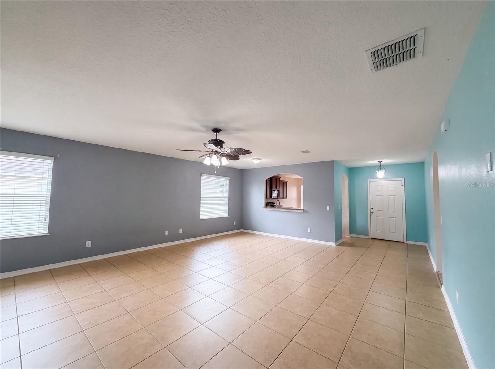 3rd image of 12902 Scout Ct, Grand Island, FL 32735 | MLS# O6430590