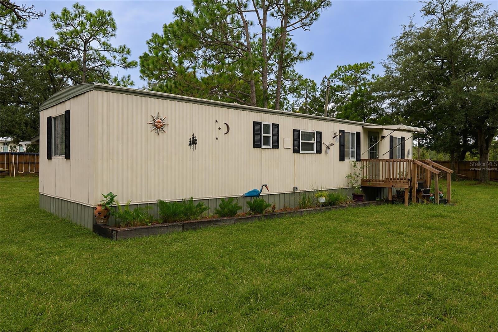 2nd image of 5108 W Field St, Homosassa, FL 34446 | MLS# W7888250