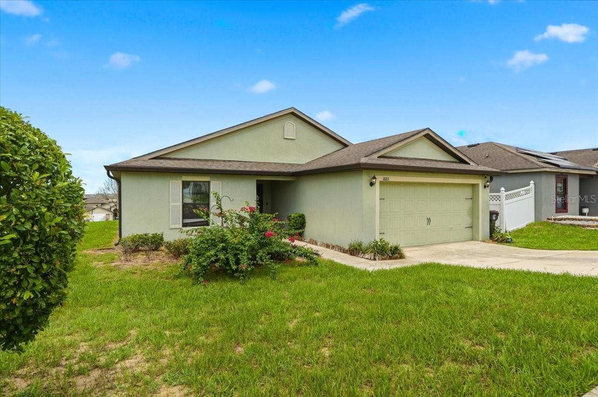 3rd image of 1603 Ellington Dr, Dundee, FL 33838 | MLS# S5154996