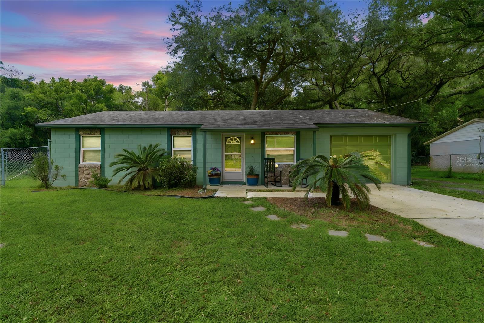 2nd image of 2120 Tanglewood Dr, Orange City, FL 32763 | MLS# V4950548