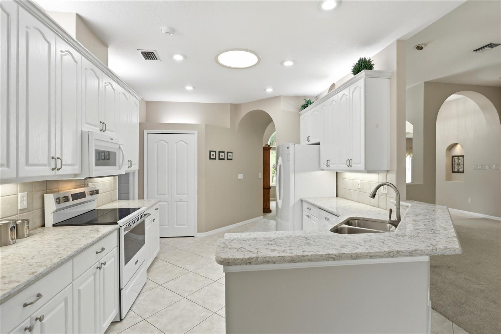 5th image of 119 Winding Oaks Ln, Oviedo, FL 32765 | MLS# O6430696