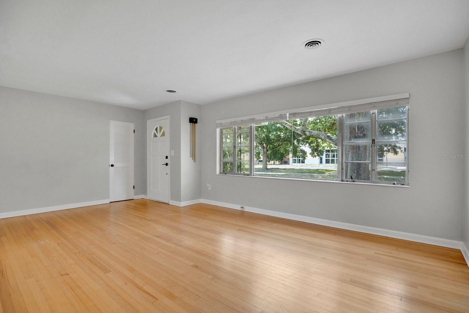 4th image of 1427 Bryn Mawr St, Orlando, FL 32804 | MLS# O6430700