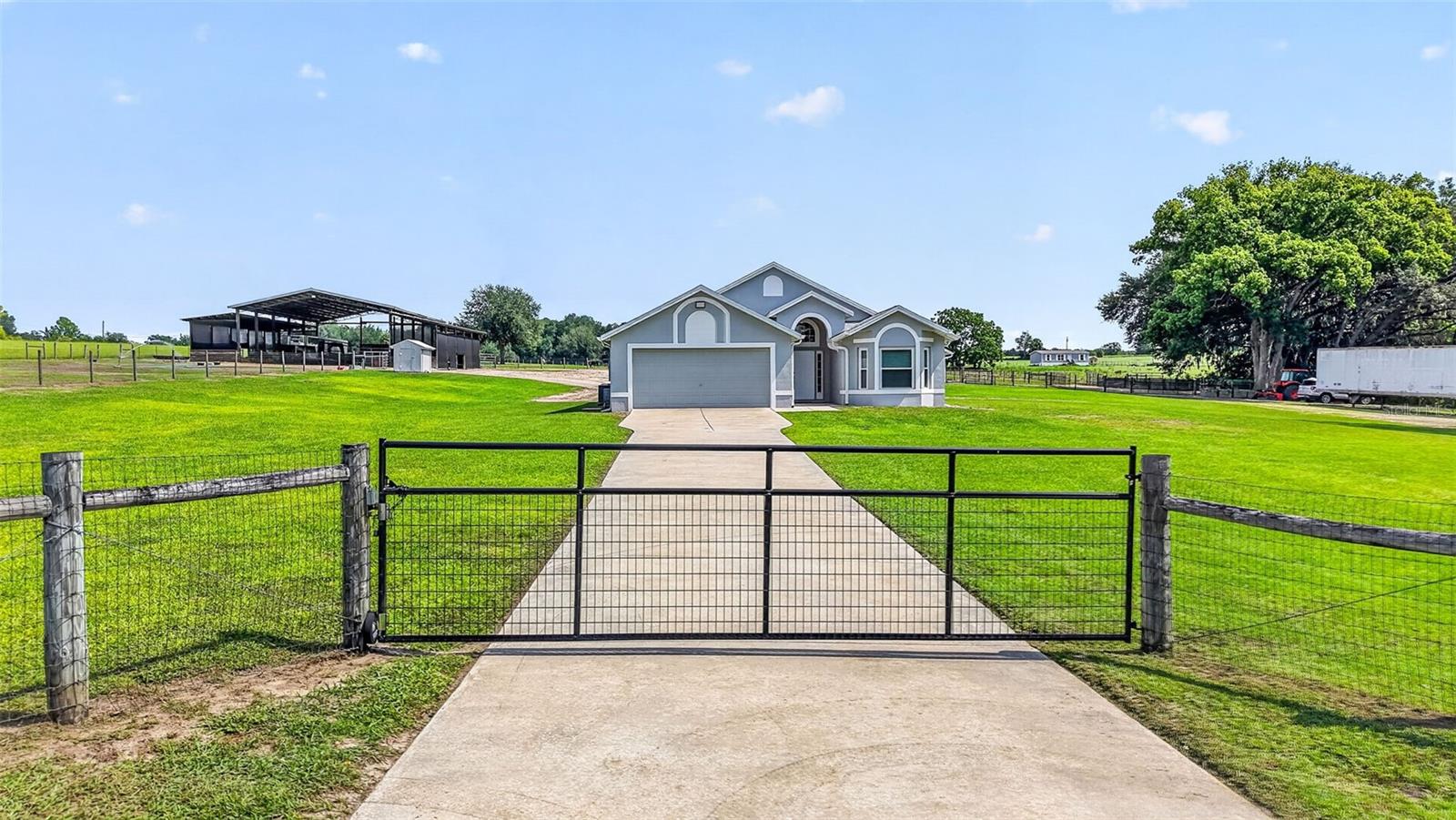 2nd image of 14125 Se 175th St, Weirsdale, FL 32195 | MLS# G5116071