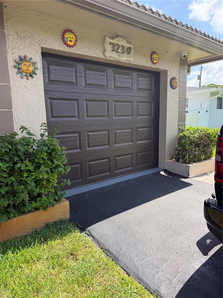 3rd image of 3230 Harrison St, Hollywood, FL 33021 | MLS# TB8535965