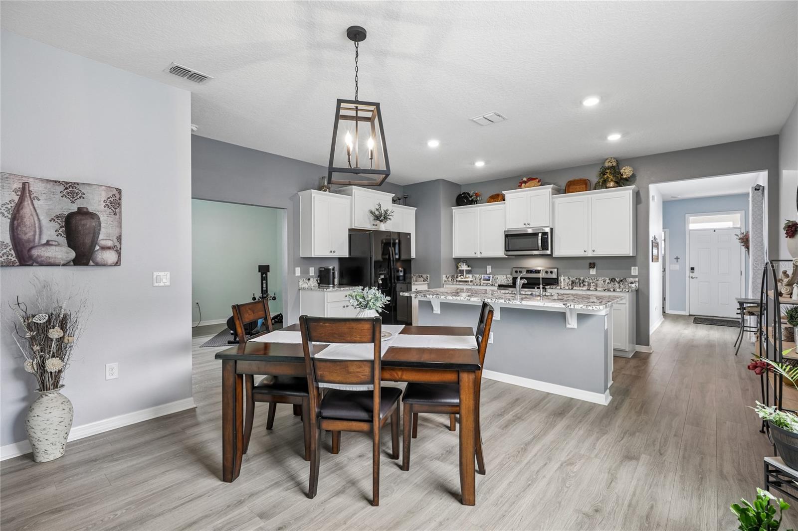 5th image of 5395 Sunshine Dr, Wildwood, FL 34785 | MLS# O6430929