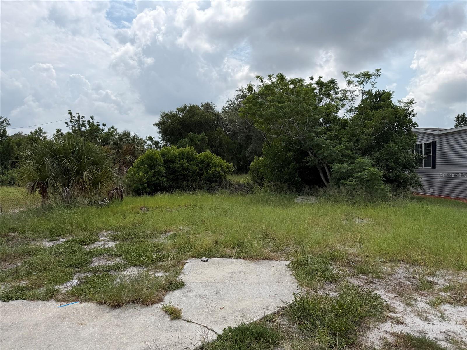 2nd image of 2438 Edwin St Ne, Winter Haven, FL 33881 | MLS# S5155057