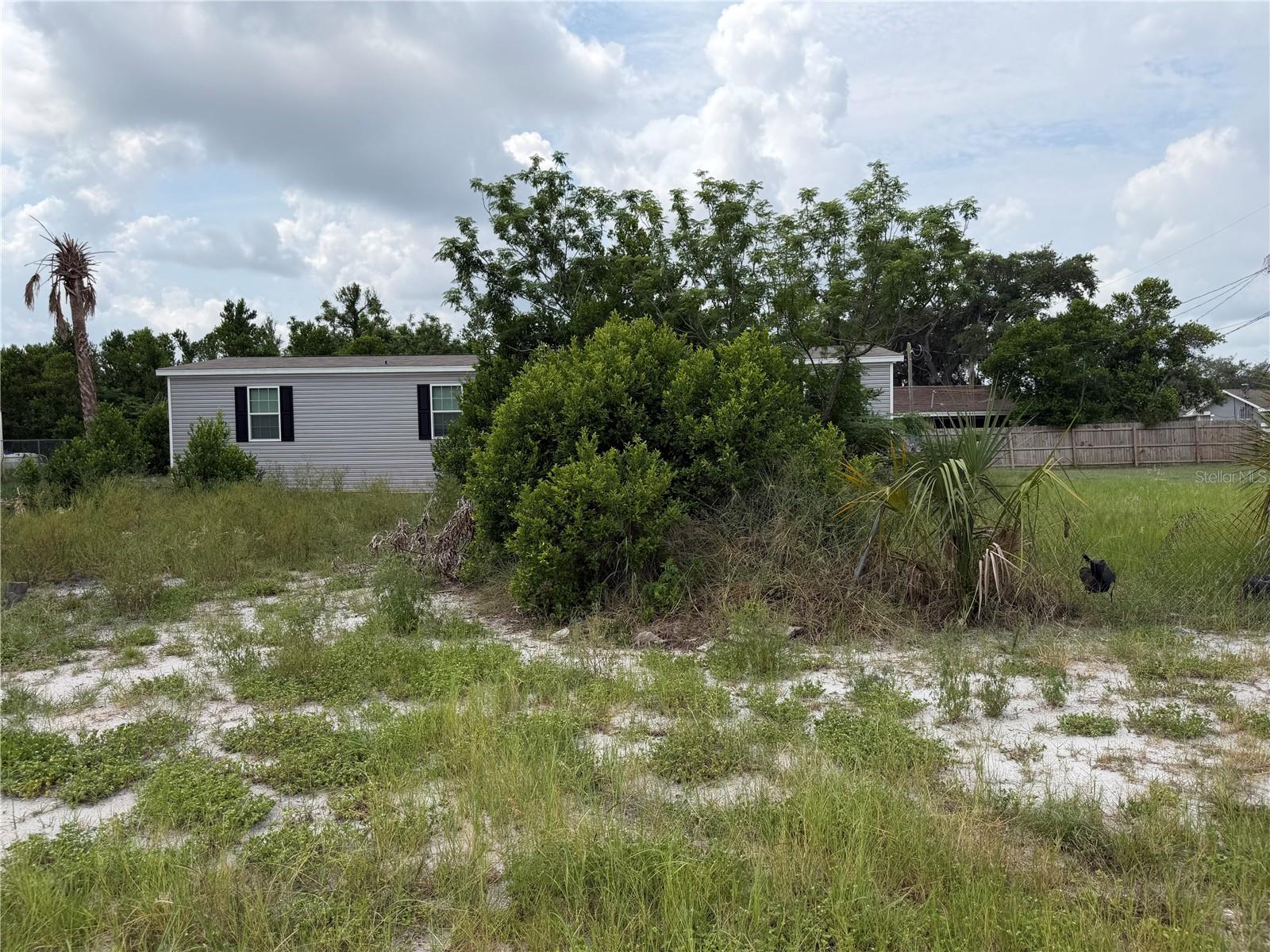 5th image of 2438 Edwin St Ne, Winter Haven, FL 33881 | MLS# S5155057
