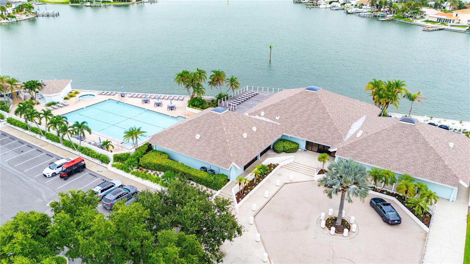 5th image of 9425 Blind Pass Rd #407, St Pete Beach, FL 33706 | MLS# TB8536154
