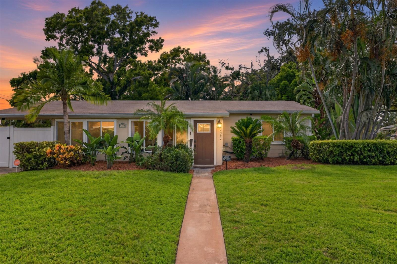 1st image of 4392 Walnut St Ne, St Petersburg, FL 33703 | MLS# TB8536197