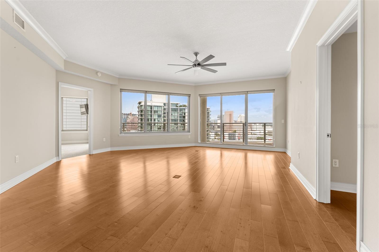 2nd image of 449 S 12th St #2005, Tampa, FL 33602 | MLS# TB8536209