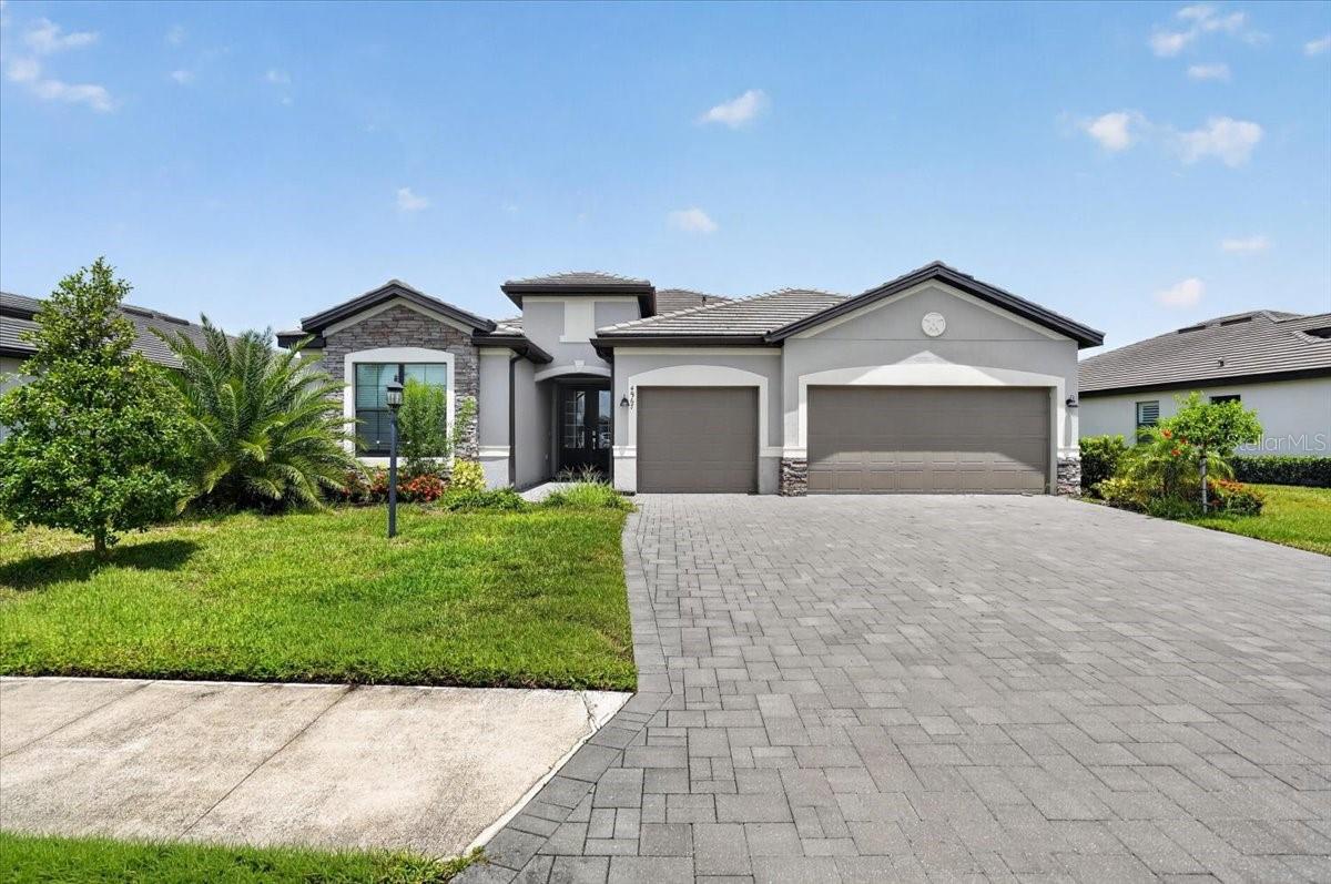 3rd image of 4967 Seafoam Trl, Bradenton, FL 34211 | MLS# A4702157