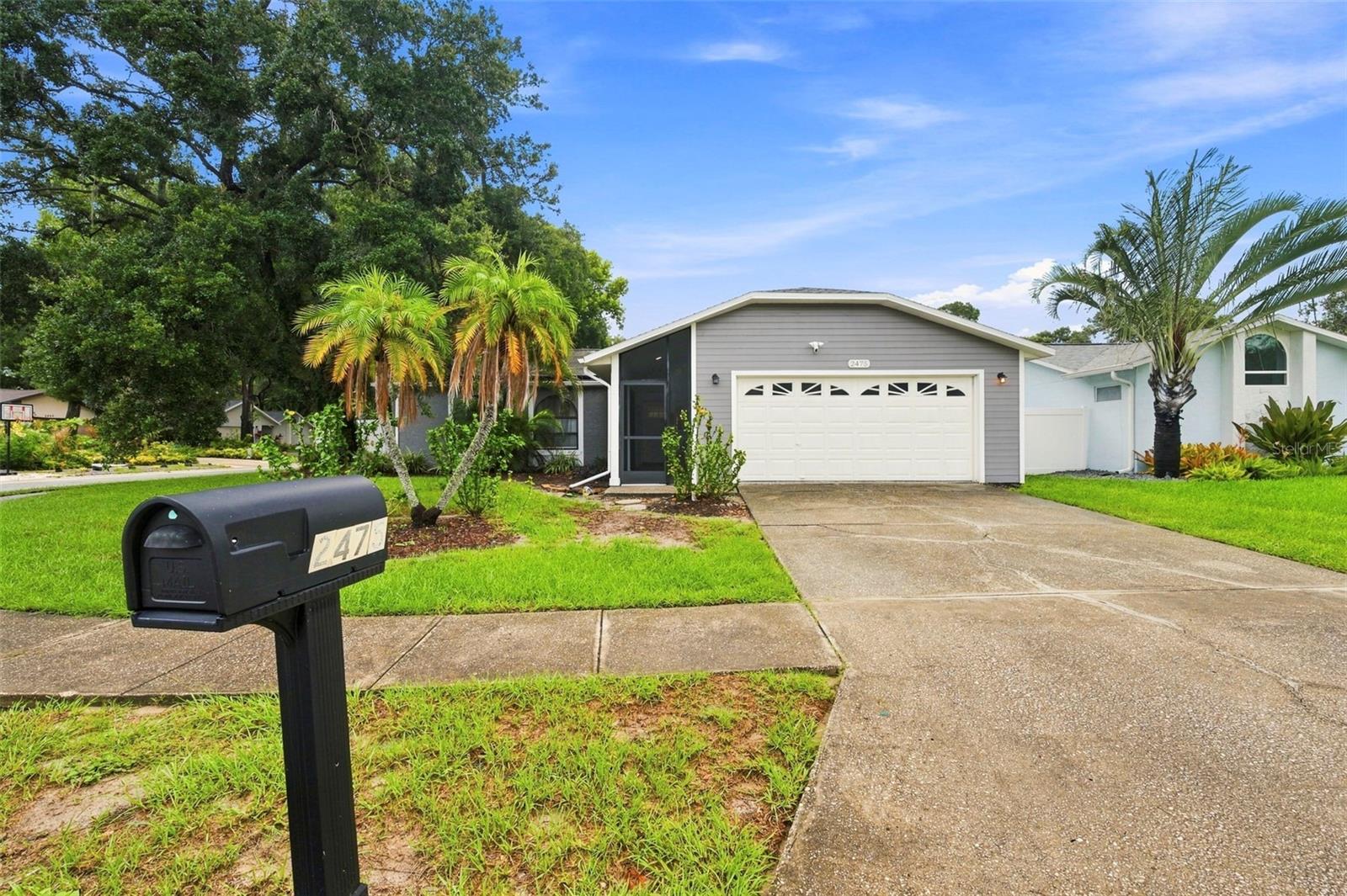 5th image of 2475 Gulfbreeze Cir, Palm Harbor, FL 34683 | MLS# W7888304