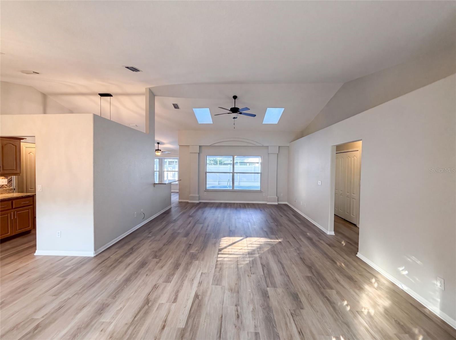 3rd image of 431 Harbour Lights Dr, Ormond Beach, FL 32174 | MLS# O6431144