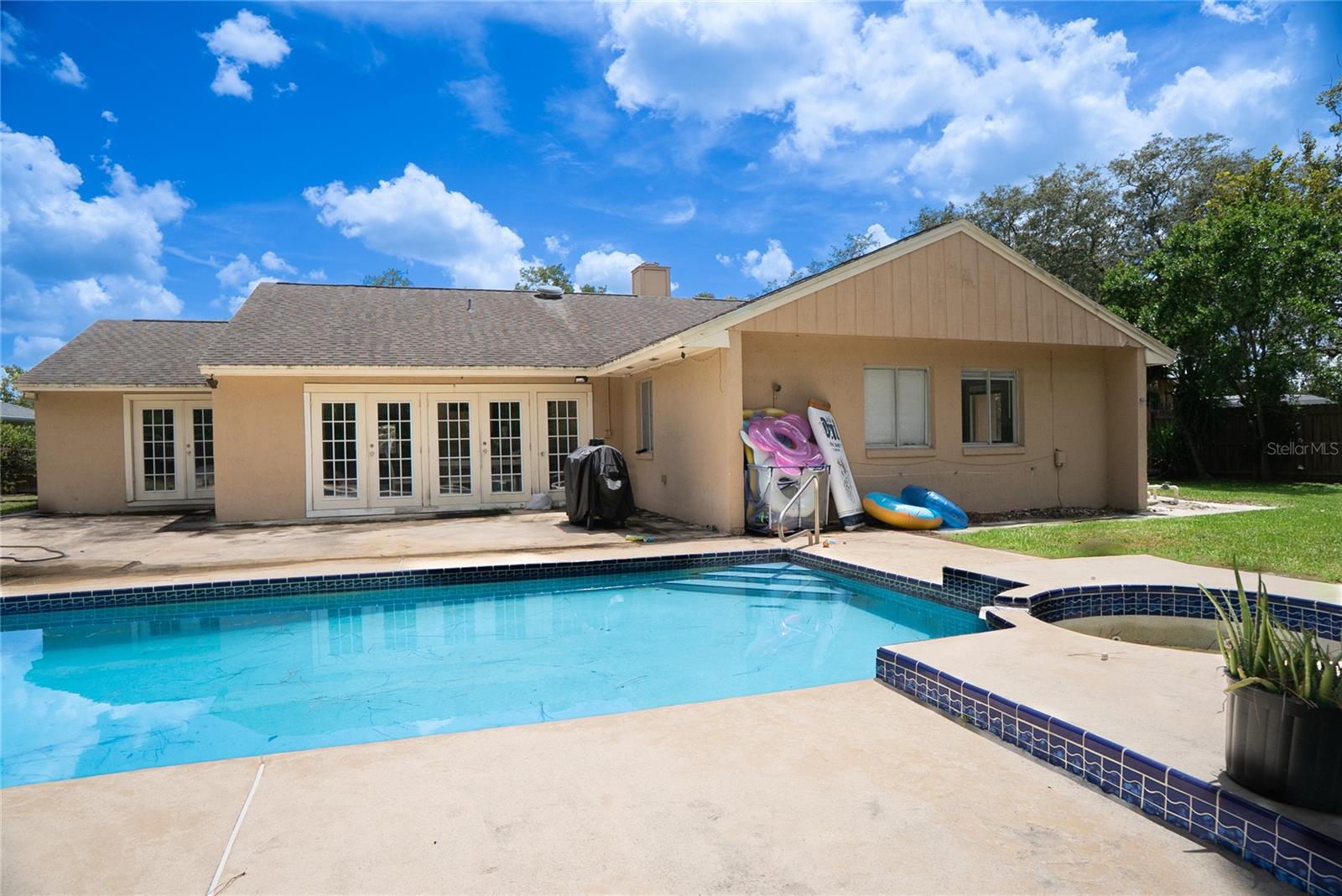 2nd image of 304 Shadow Oak Dr, Casselberry, FL 32707 | MLS# O6431201