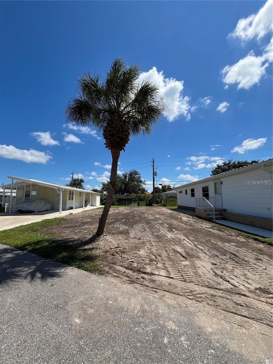 2nd image of 845 S Green Cir, Venice, FL 34285 | MLS# A4702195