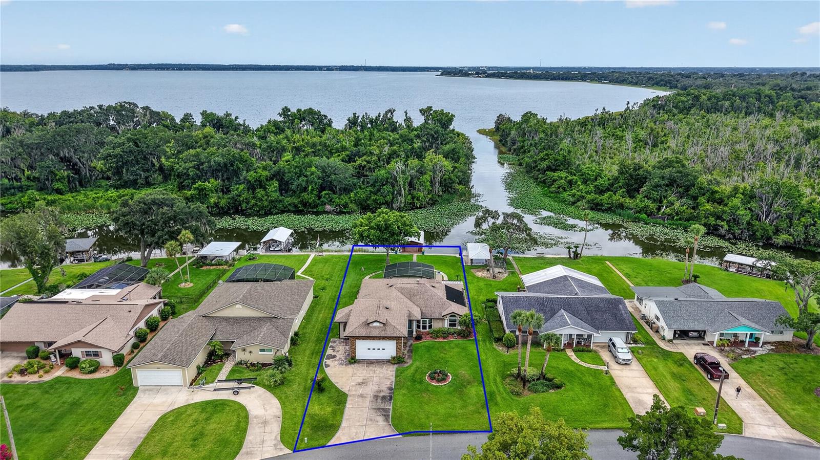2nd image of 5516 E Harbor Dr, Fruitland Park, FL 34731 | MLS# G5116129