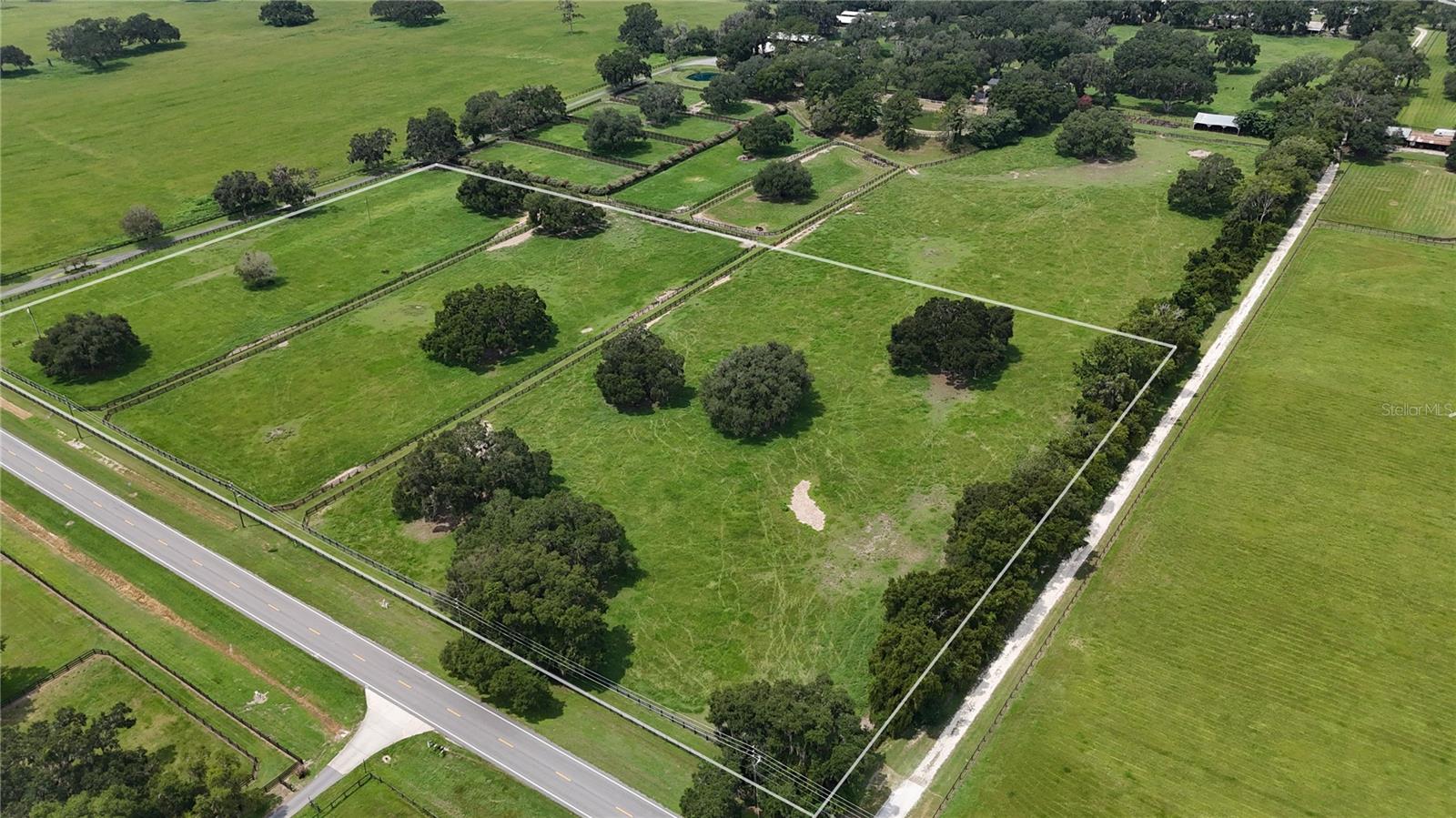 3rd image of 13460 Nw Gainesville Rd, Reddick, FL 32686 | MLS# OM729869