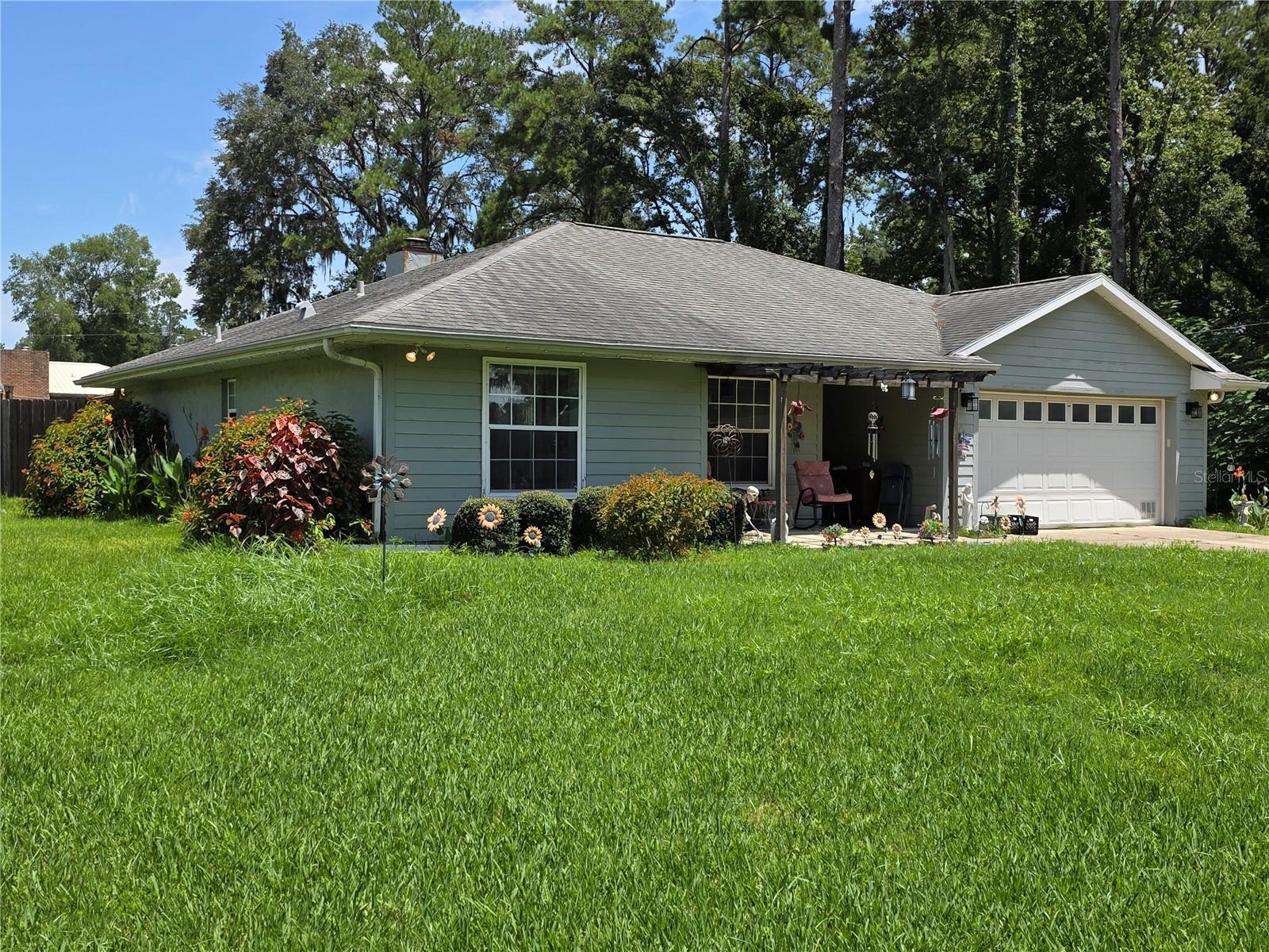 2nd image of 5911 Se 127th Pl, Belleview, FL 34420 | MLS# OM729874
