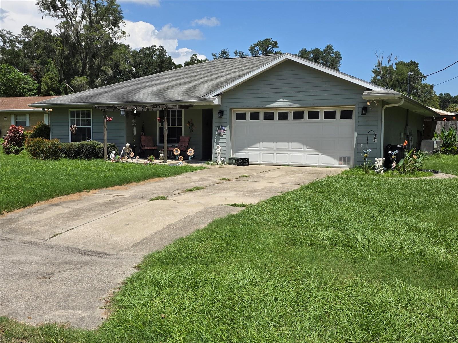1st image of 5911 Se 127th Pl, Belleview, FL 34420 | MLS# OM729874