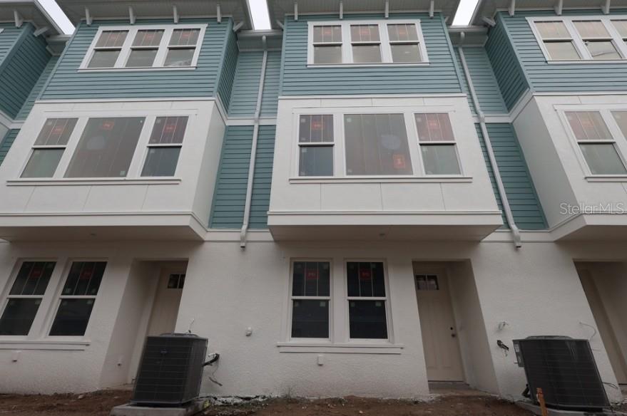 Photo 2 of Townhouse for sale at 446 31st Way N, Saint Petersburg, FL 33713 | MLS# TB8536519 | Listing updated on 2026-09-01