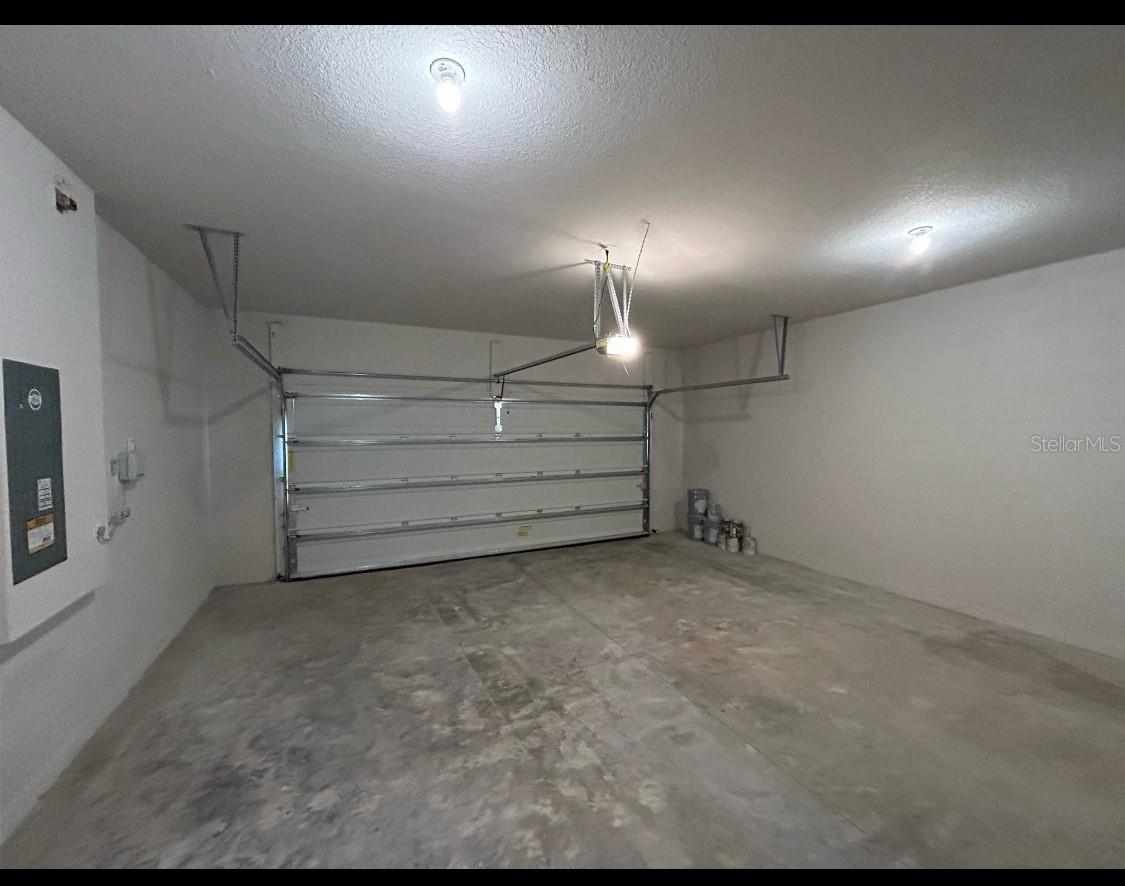 3rd image of 11931 Thorncrest Dr, Spring Hill, FL 34610 | MLS# TB8536552