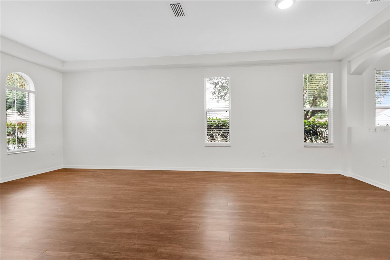 5th image of 2541 Peekskill Rd, Valrico, FL 33594 | MLS# O6431409
