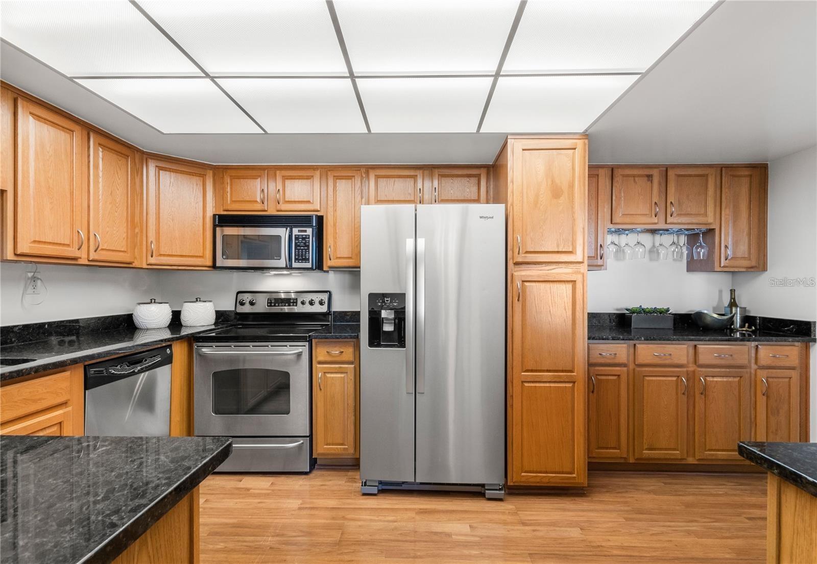 4th image of 400 Island Wy #503, Clearwater Beach, FL 33767 | MLS# TB8536596