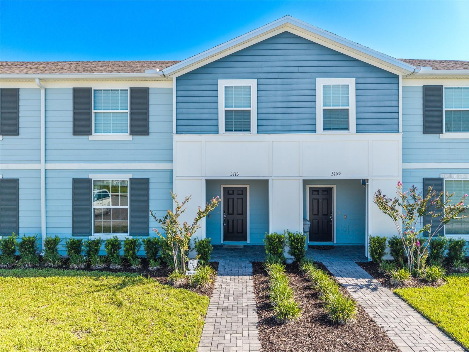 Photo 1 of Townhouse for sale at 3713 Pacific Ln, Davenport, FL 33897 | MLS# L4964087 | Listing updated on 2026-09-02