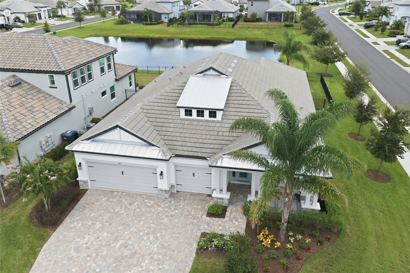 3rd image of 4815 Honey Dew Ln, Bradenton, FL 34211 | MLS# A4702325