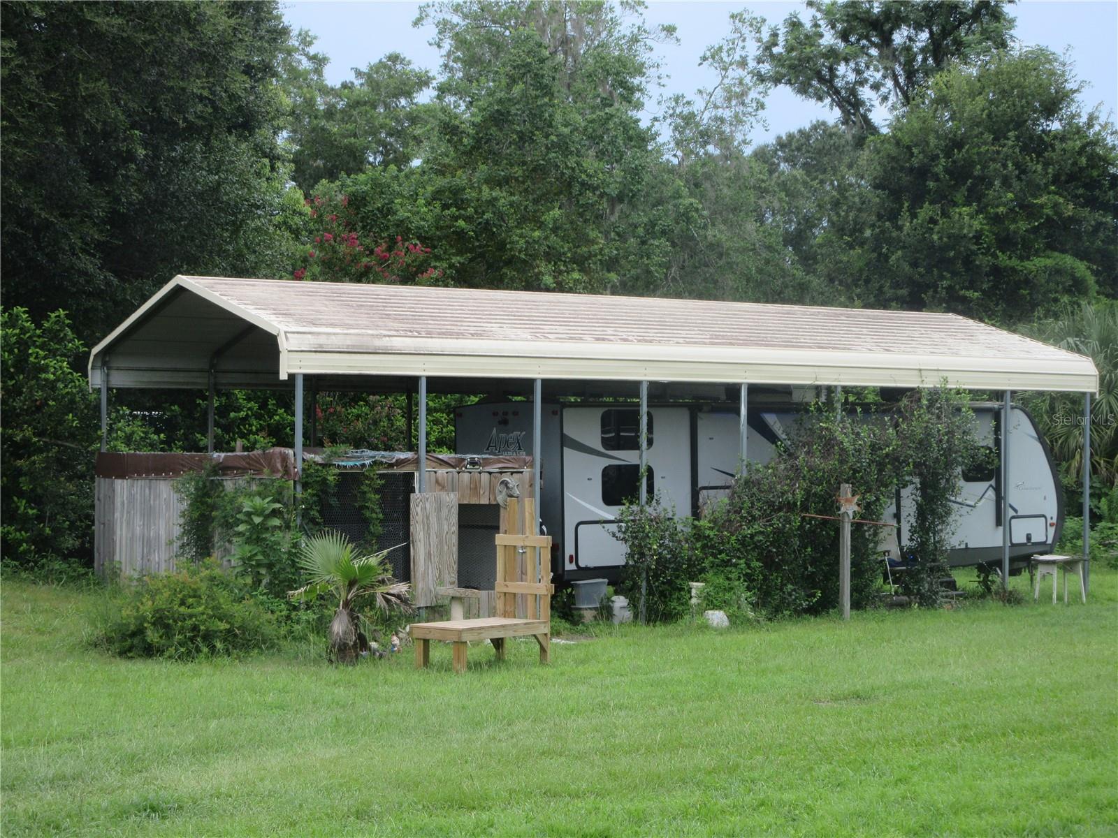 5th image of 16000 N Hwy 329, Reddick, FL 32686 | MLS# OM729942