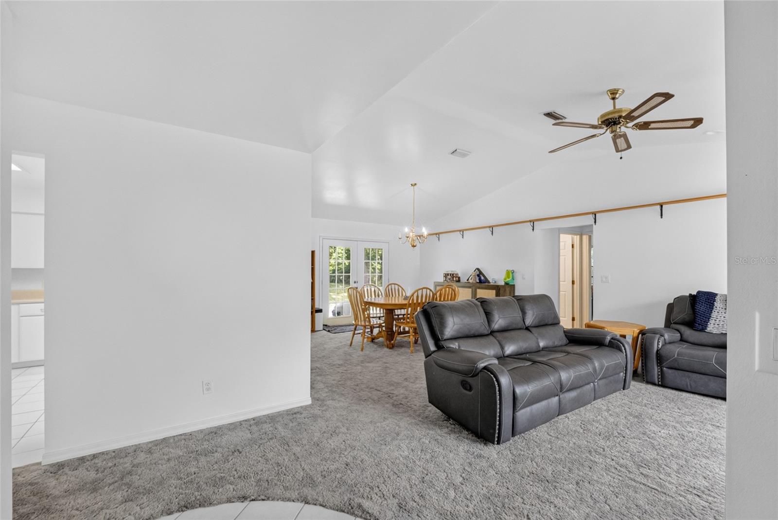 4th image of 9590 Se 190Th Ct, Ocklawaha, FL 32179 | MLS# OM729945