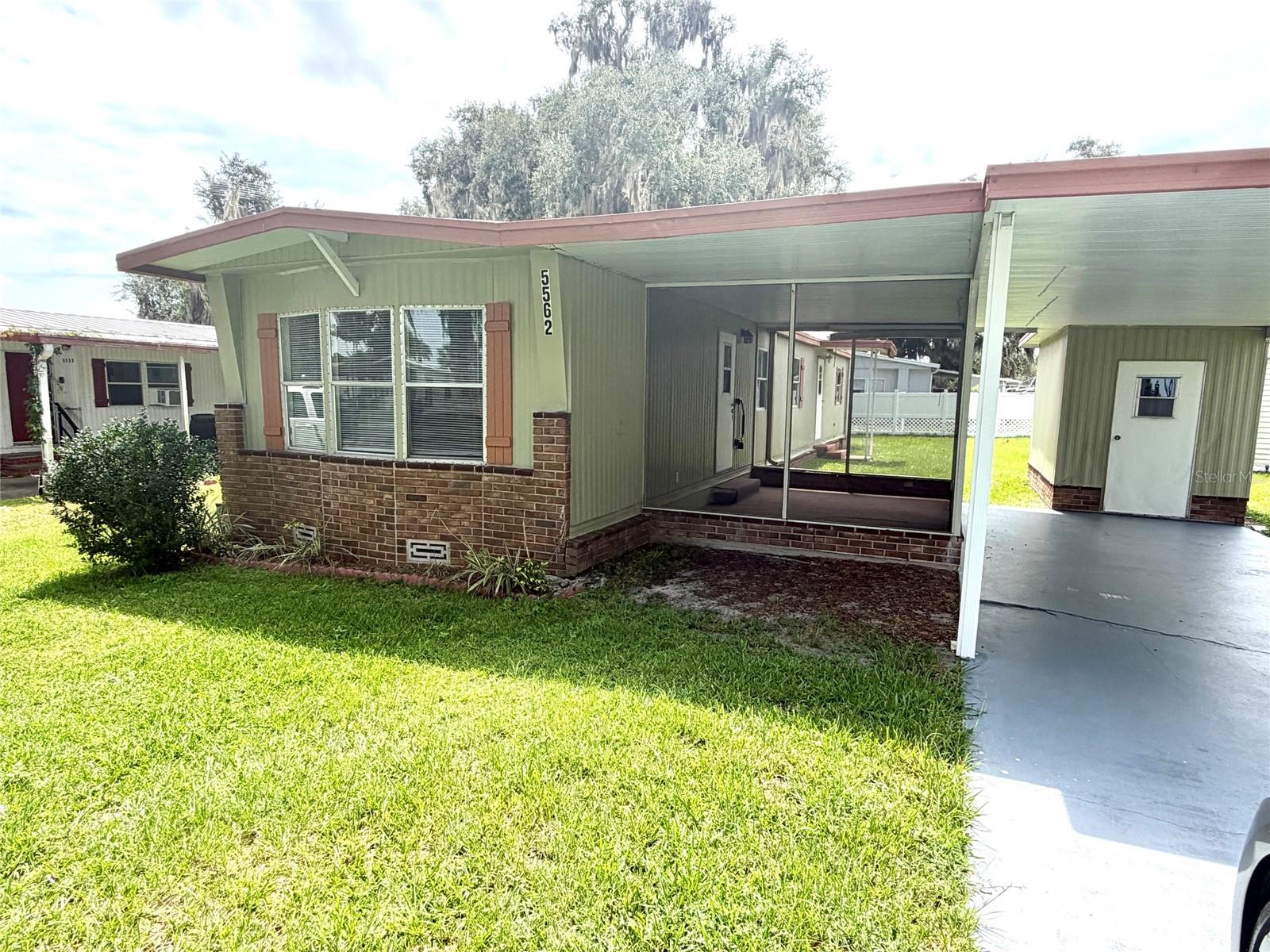 2nd image of 5562 Lansing Dr, Wildwood, FL 34785 | MLS# G5116197