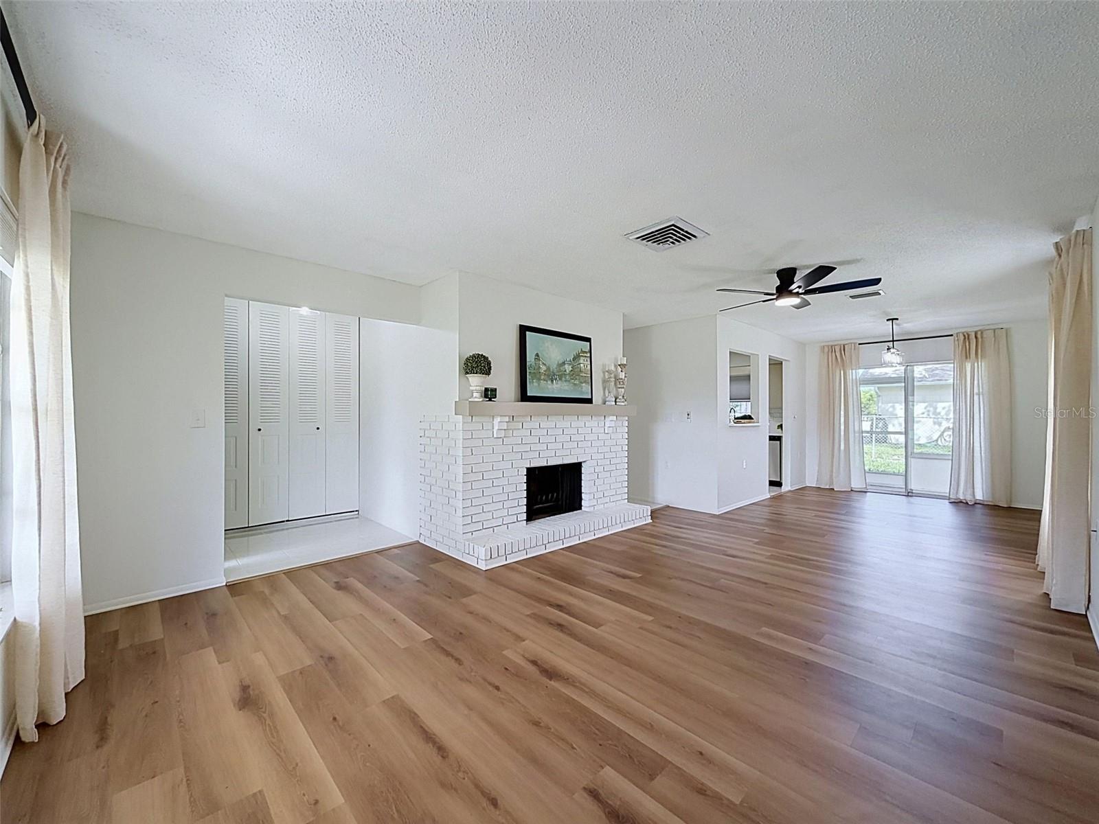 5th image of 10819 Los Santos Dr, Port Richey, FL 34668 | MLS# W7888378